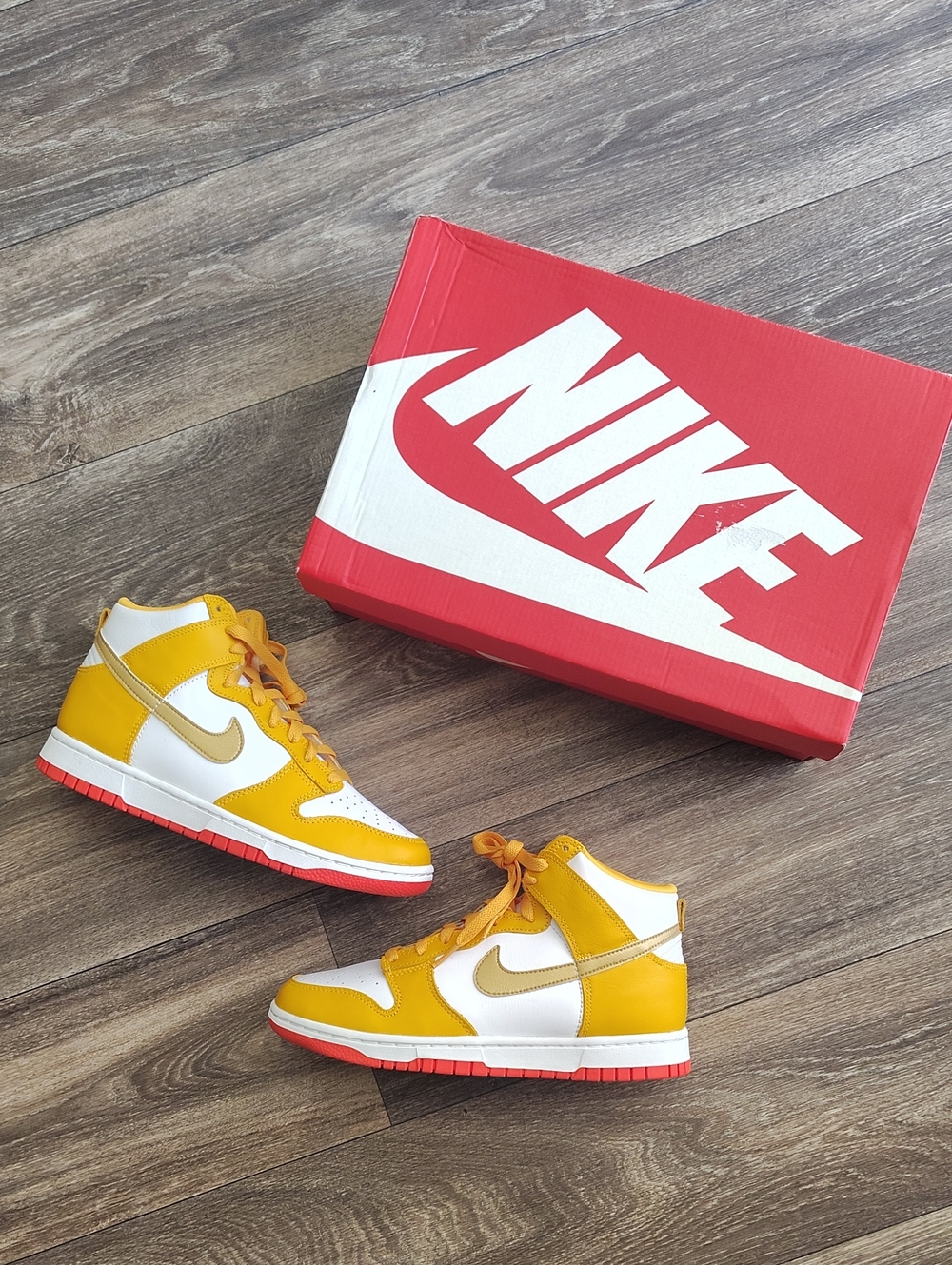 Women's Retro Nike Dunk High-Top Sneakers